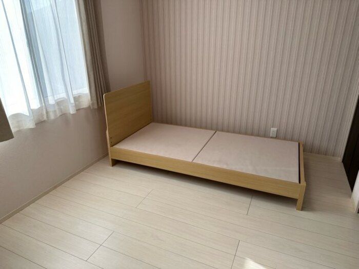 ベッドルーム