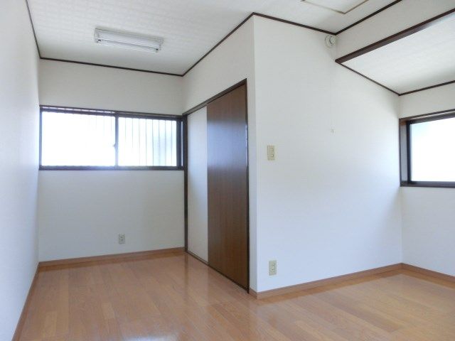 ベッドルーム