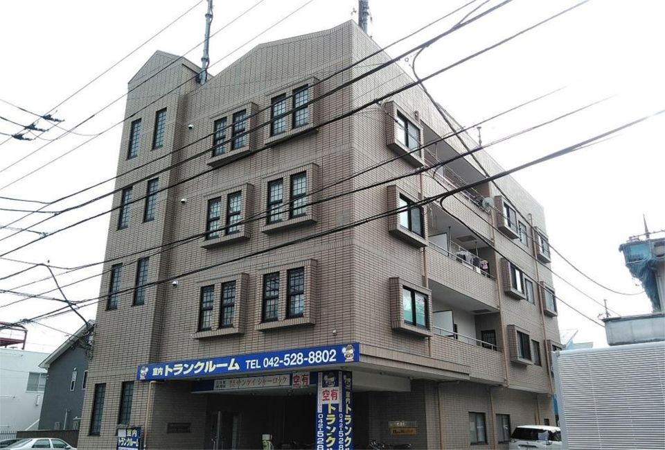 近くのトランクルーム若葉町まで2,320m（徒歩29分）