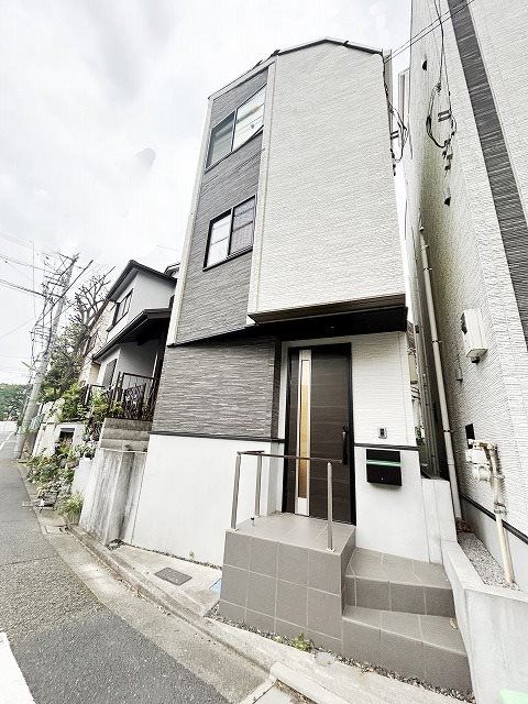 世田谷区弦巻三丁目の外観画像