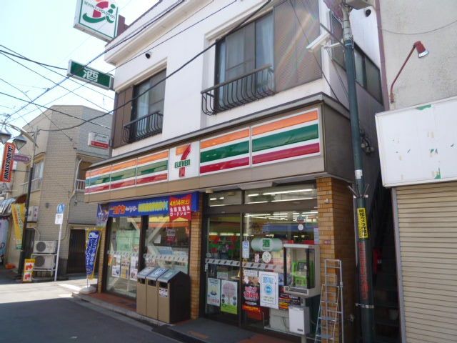 近くのセブンイレブン 杉並和田店まで517m（徒歩7分）