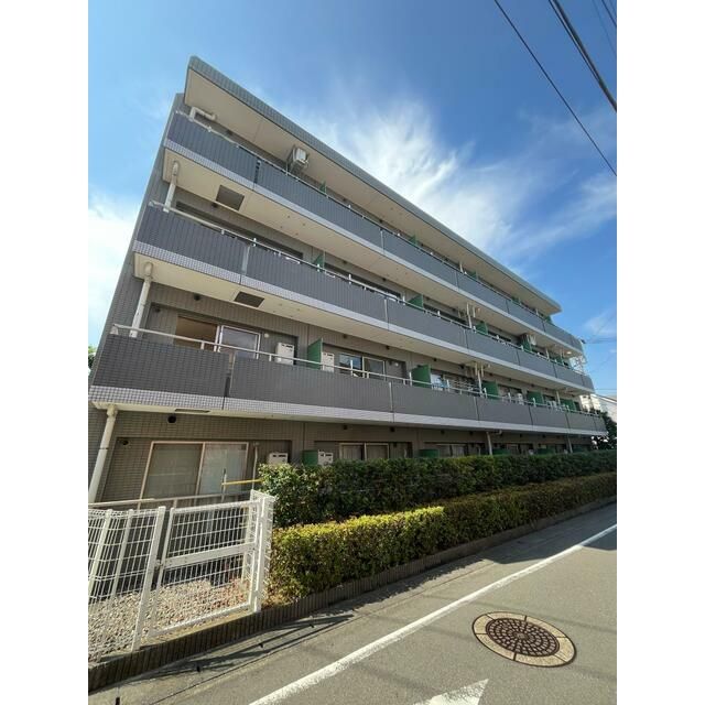 ビスターリ宮の下の外観画像