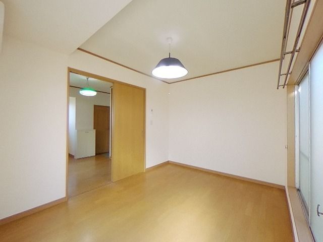 ベッドルーム