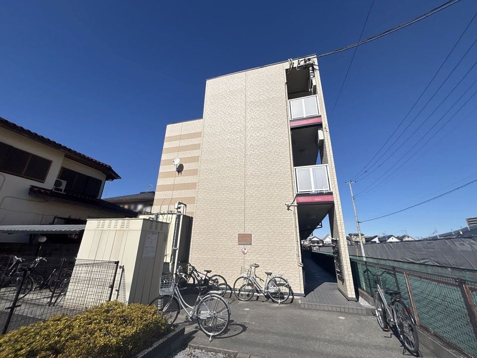 レオパレスコヅチの外観画像