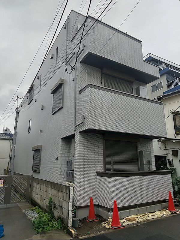 プレシャスコートの外観画像