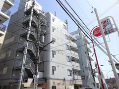 ラ・トゥール国立の外観画像