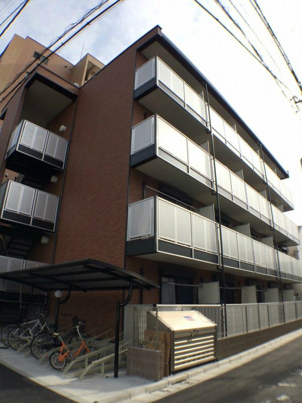 レオネクストルフェリの外観画像