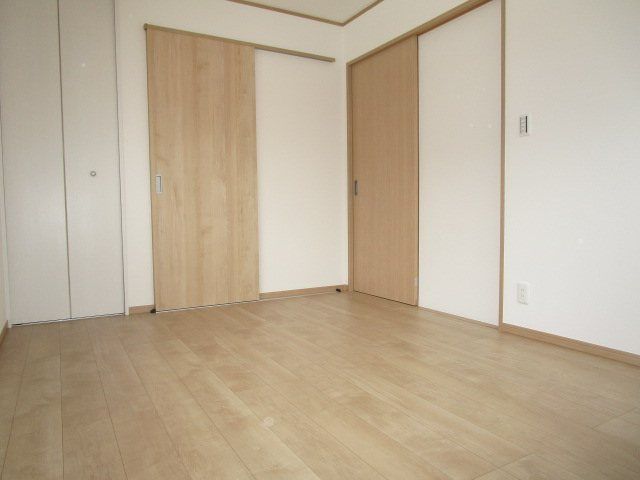 ベッドルーム