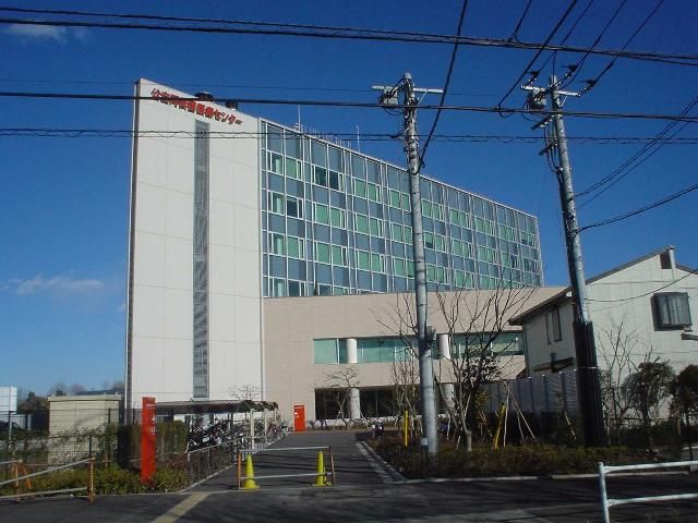 近くの公立阿伎留医療センターまで738m（徒歩10分）