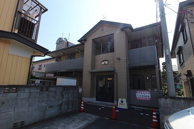 リリ参番館の外観画像