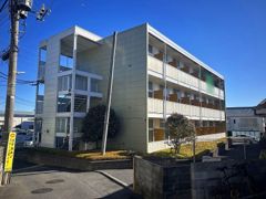 レオパレスファミリアシモサトの外観画像