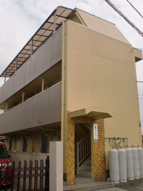 上野マンションの外観画像