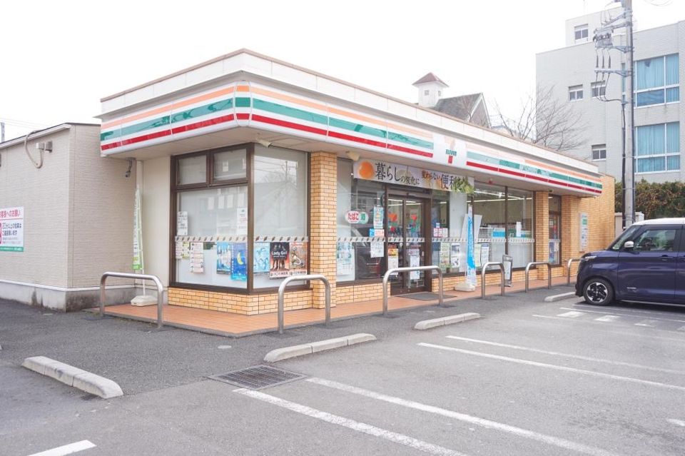 近くのセブンイレブン 川口前川1丁目店まで175m（徒歩3分）