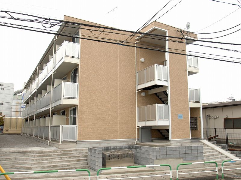 レオパレスダンディライオンの外観画像