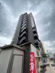 ロイヤルパーク高鼻の外観画像