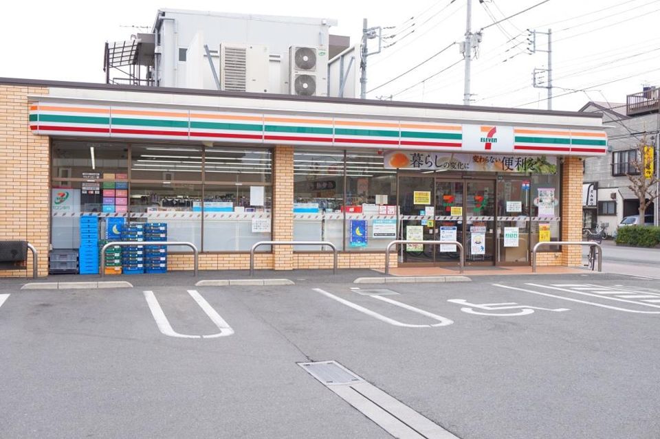 近くのセブンイレブン 川口前川4丁目店まで486m（徒歩7分）