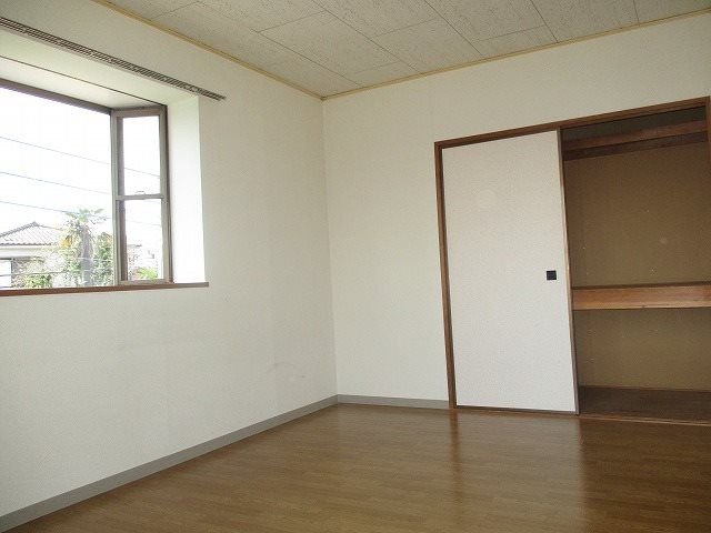 ベッドルーム