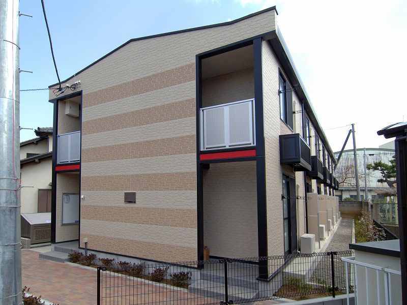 レオパレスグランティスの外観画像