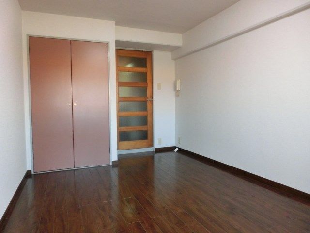 ベッドルーム