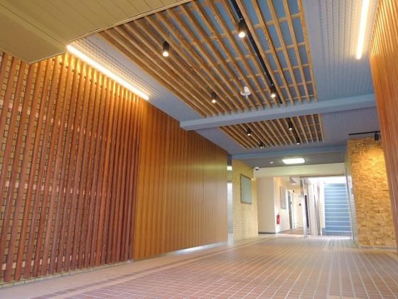 近くの横浜市立末吉中学校まで850m（徒歩11分）