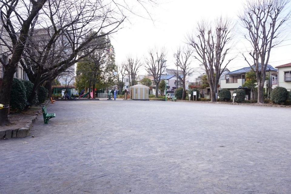 近くの北町公園まで236m（徒歩3分）