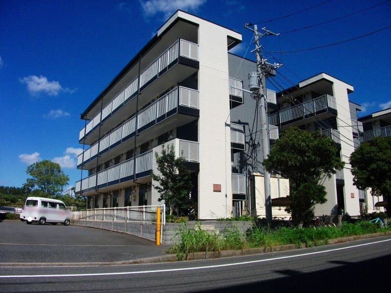 レオパレスマーベラス Ayaの外観画像