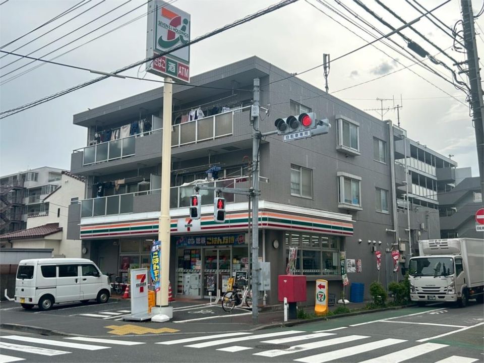 近くのセブンイレブン 蓮根店まで119m（徒歩2分）
