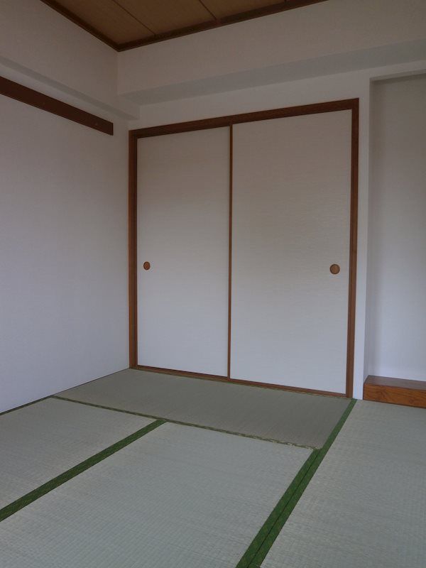 ベッドルーム