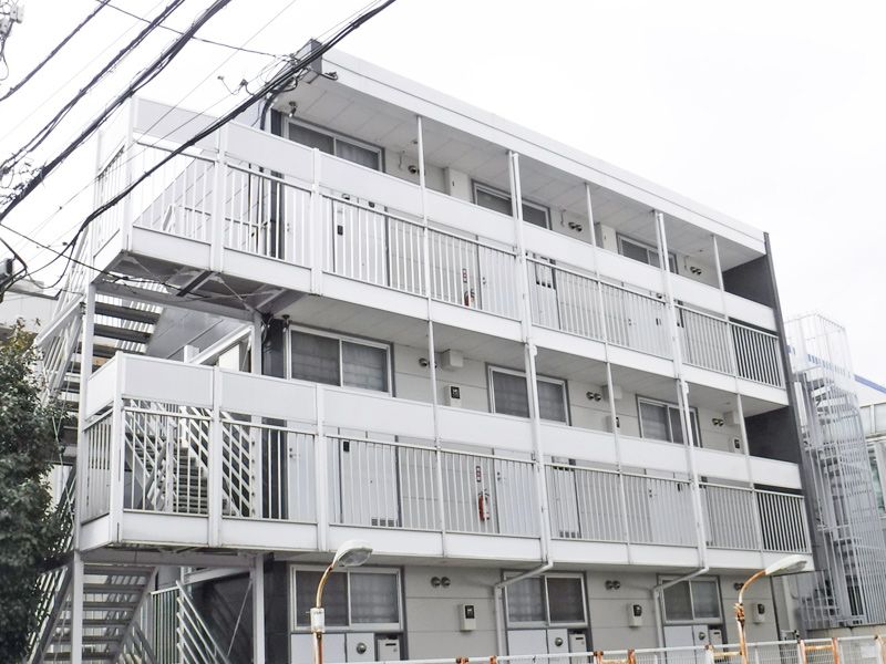 レオパレスチェリーの外観画像