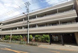 イアラの外観画像