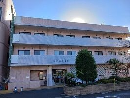近くの堀切中央病院まで800m（徒歩10分）