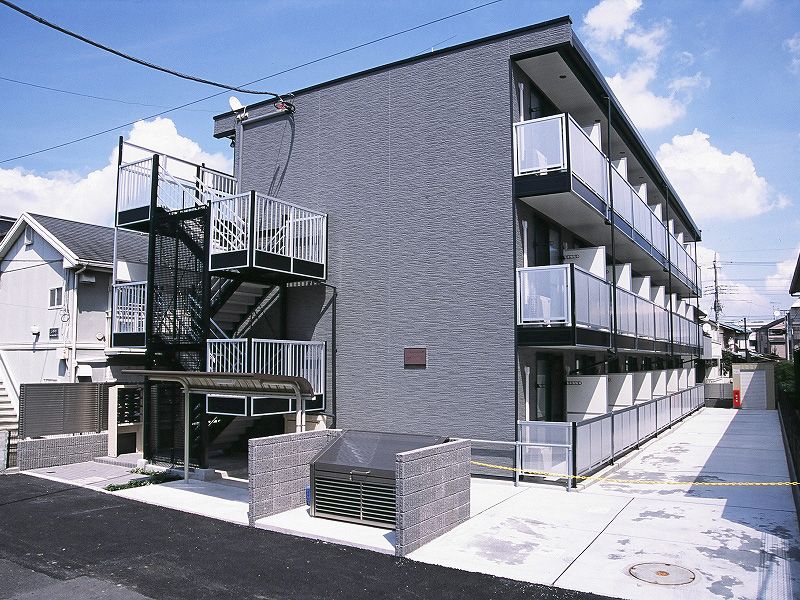 レオパレスアクセス登戸の外観画像