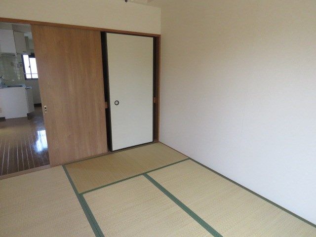ベッドルーム