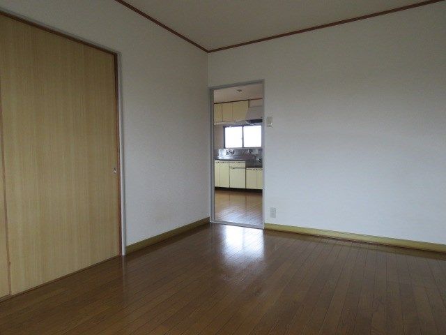 ベッドルーム