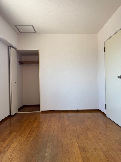 ベッドルーム