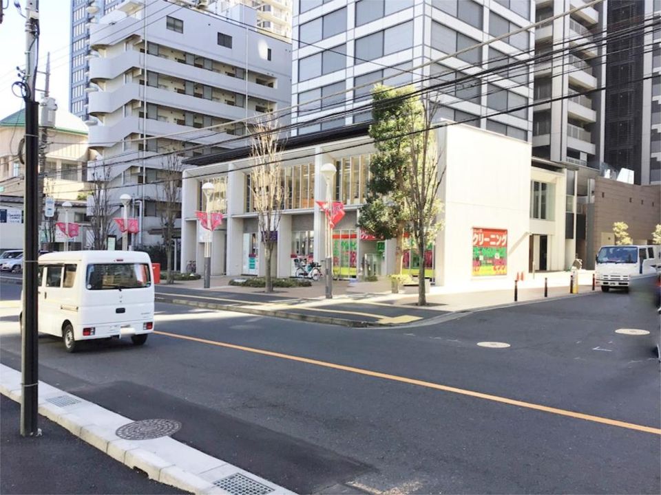 近くのクリーニング店まで105m（徒歩2分）