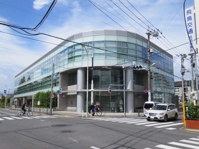 近くのJA東京中央本店まで691m（徒歩9分）