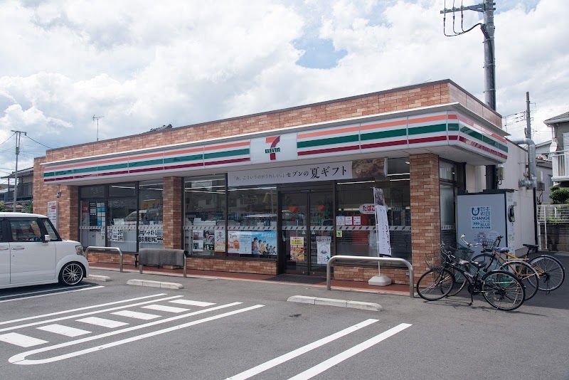 近くのセブンイレブン 東大和中央店まで423m（徒歩6分）