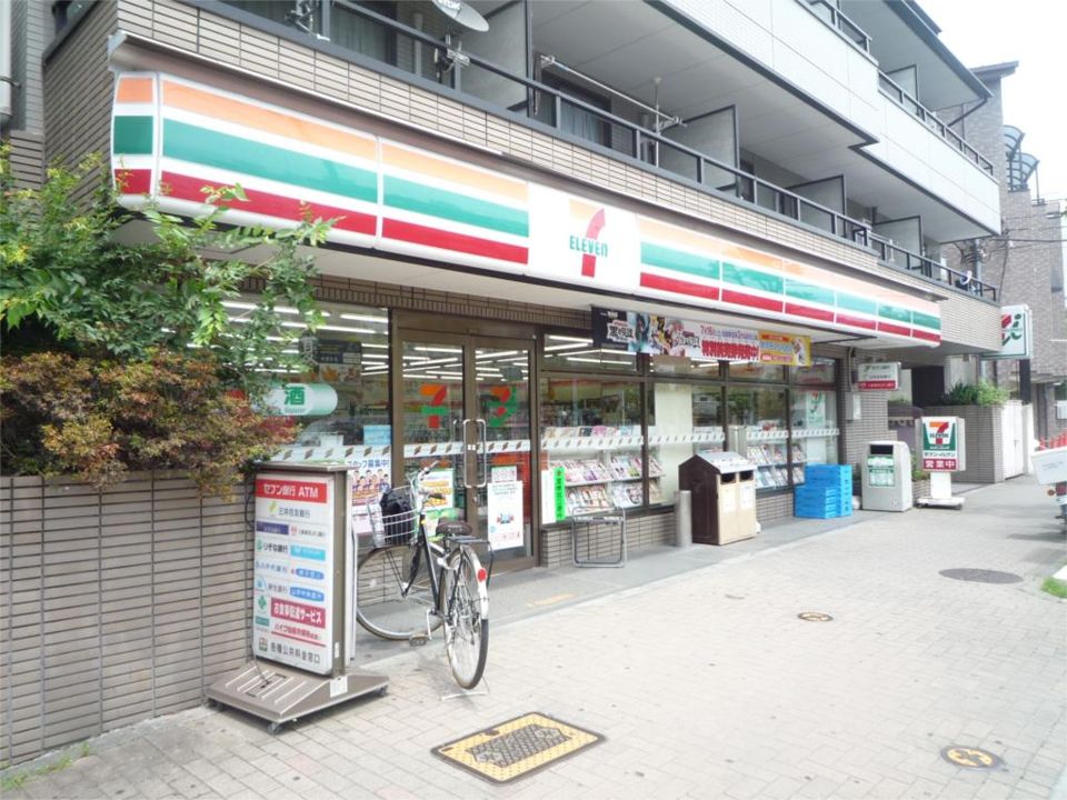 近くのセブンイレブン 狛江東和泉3丁目店まで188m（徒歩3分）