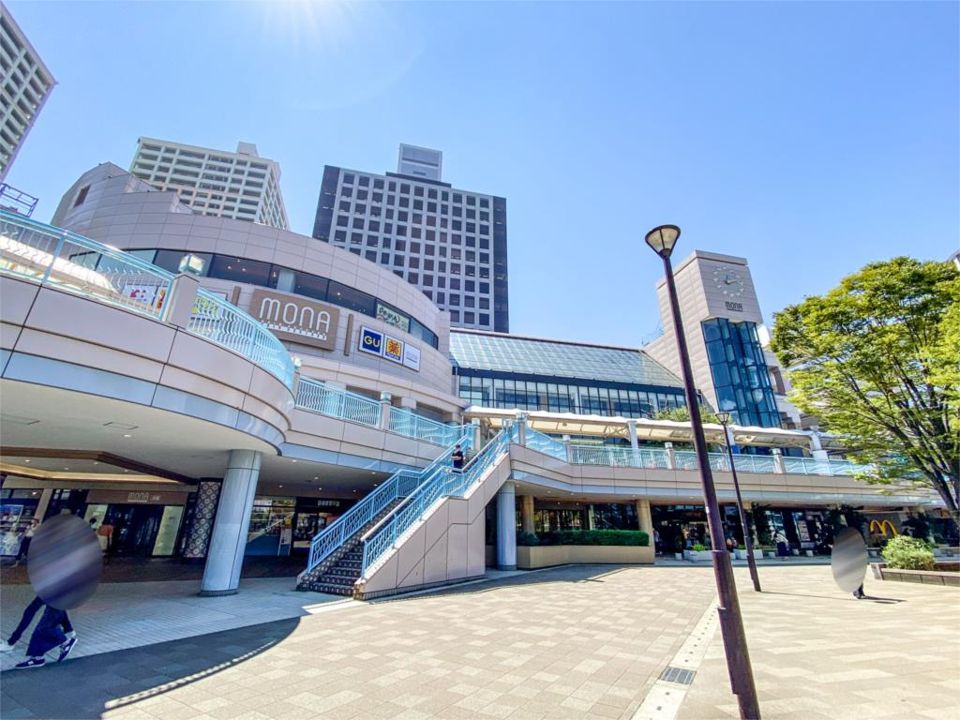 近くのMONA新浦安まで562m（徒歩8分）