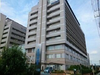 近くの町田市民病院まで1,100m（徒歩14分）