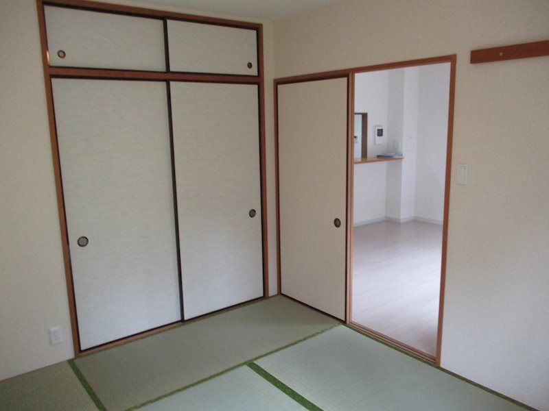 ベッドルーム