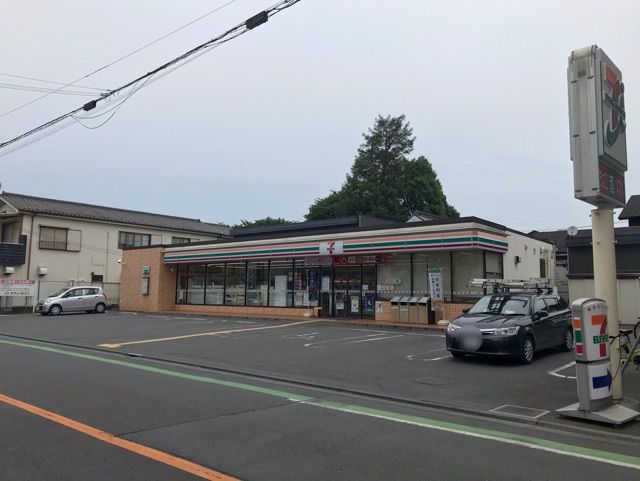 近くのセブンイレブン川越仲町店まで190m（徒歩3分）