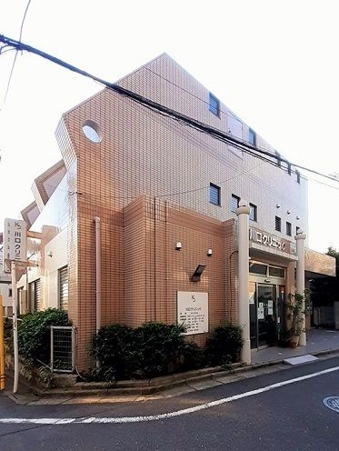 近くの川口クリニックまで56m（徒歩1分）