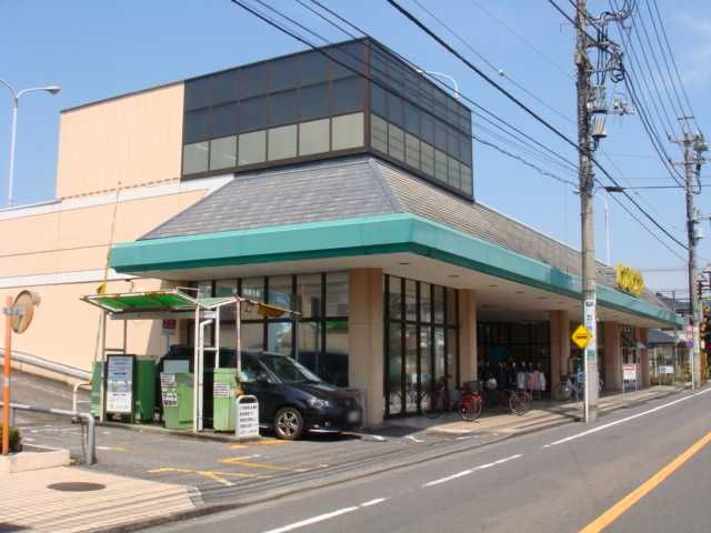 近くのいなげや福生銀座店まで698m（徒歩9分）