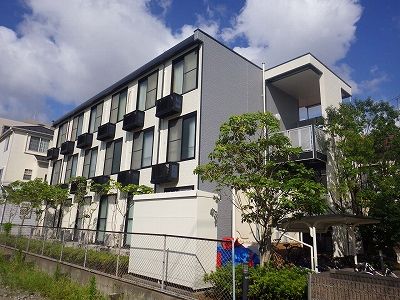 レオパレス新浜の外観画像