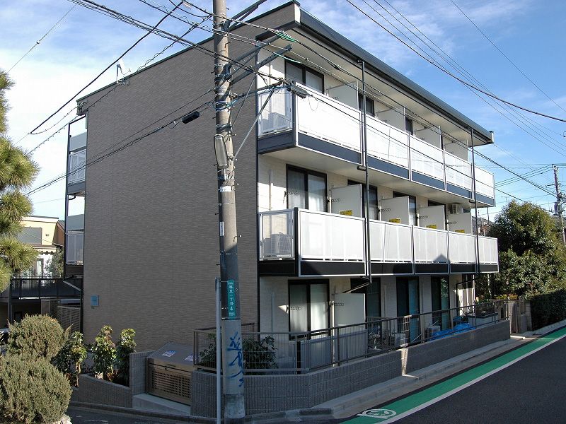 レオパレスアムール梅ヶ丘の外観画像