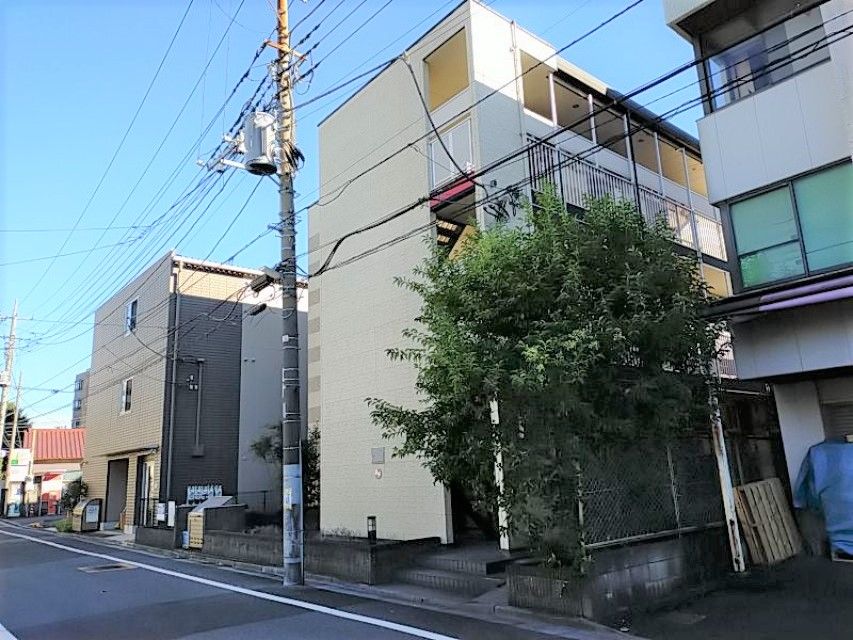 レオパレスフォーレストの外観画像