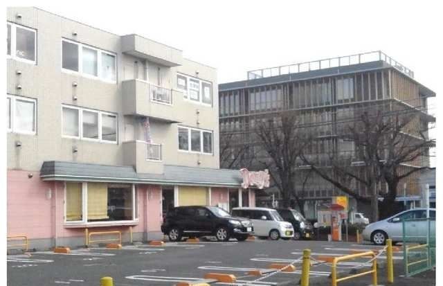 近くのデニーズまで700m(徒歩9分)