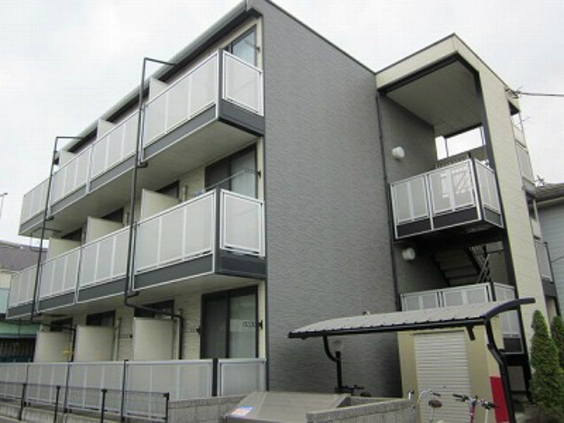 レオパレス四忠の外観画像